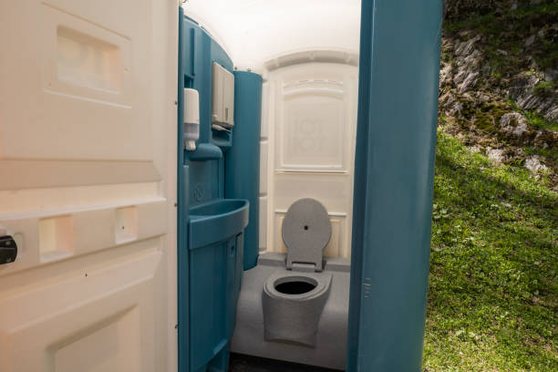 Best Portable restroom solutions  in Lanster, CA