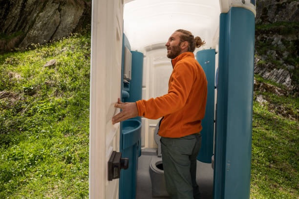 Best High-end porta potty rental  in Lanster, CA